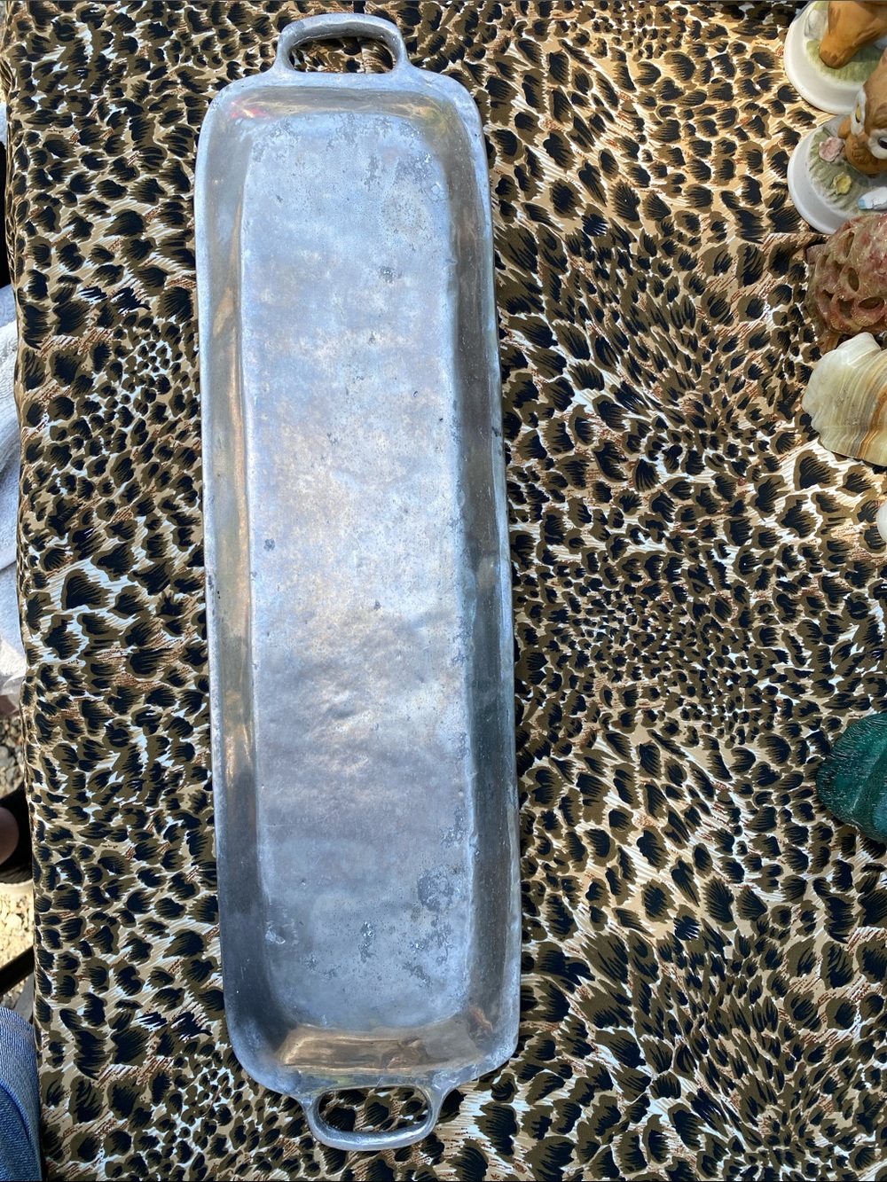 Embossed Rabbit Metal Fruit Tray - Picture 2 of 2